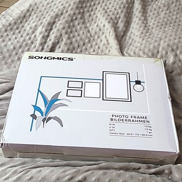 New in box black photo frame, deep, shadow box - Picture 3 of 15